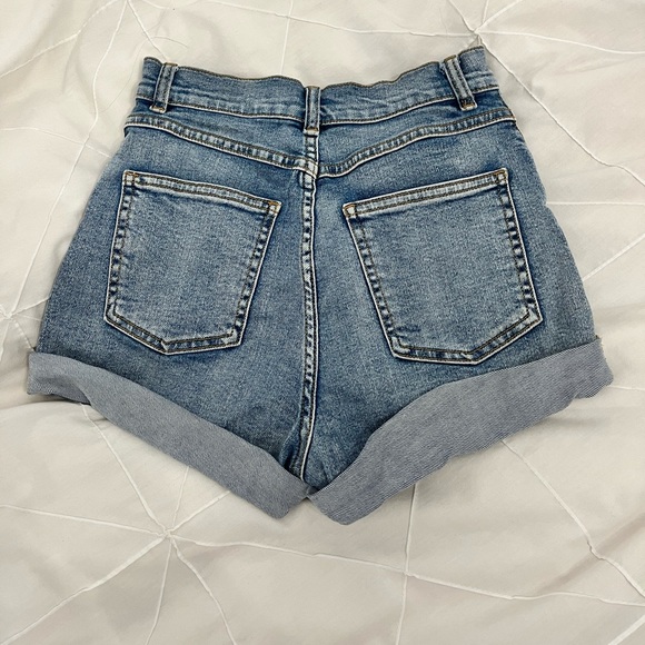 Aritzia Wilfred Free high waisted denim shorts - Picture 4 of 5